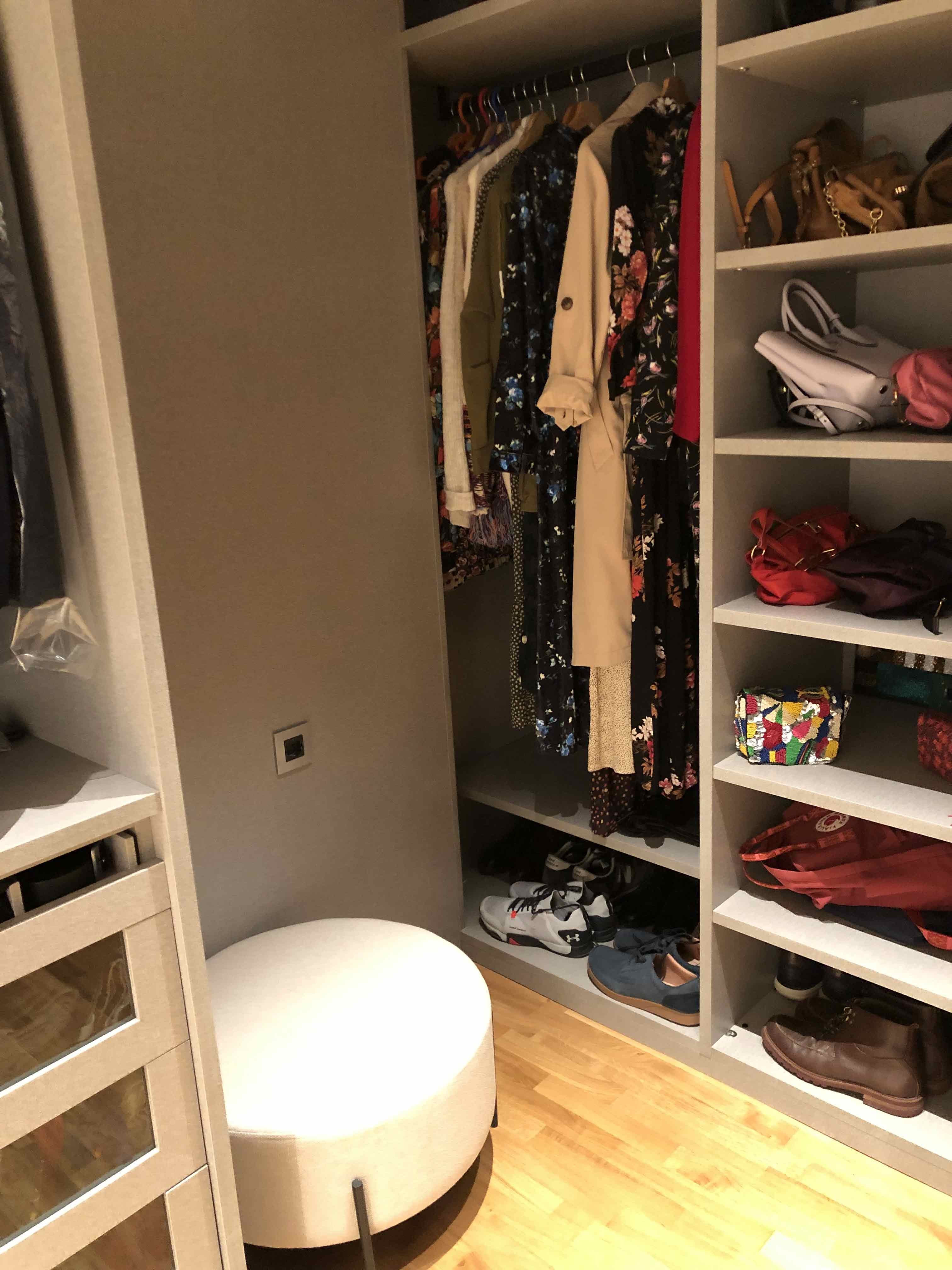 Vestidor Andrés - foto 3